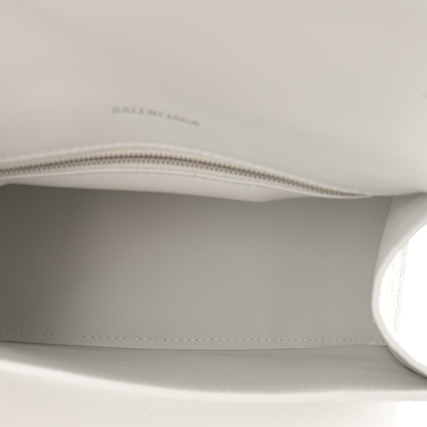 Calfskin Crocodile Embossed Small Hourglass Top Handle Bag White