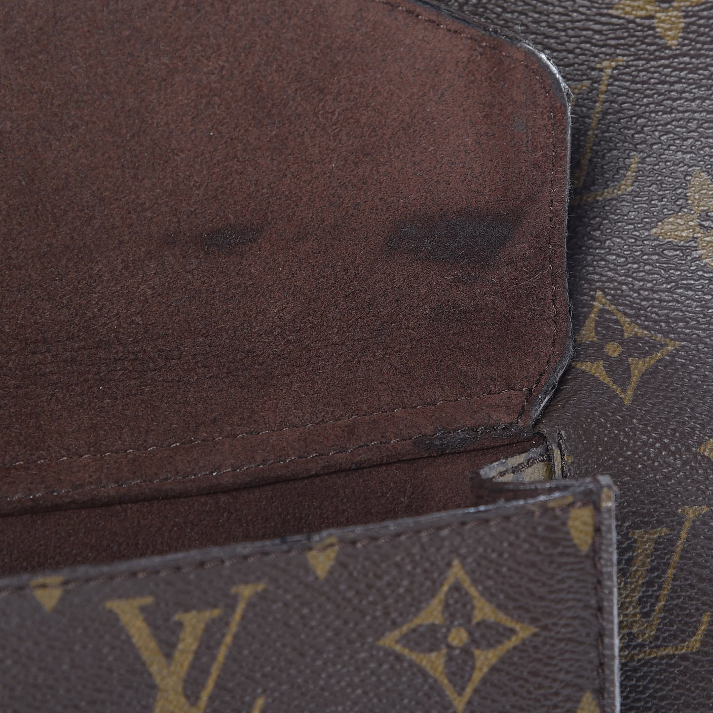 Monogram Metis