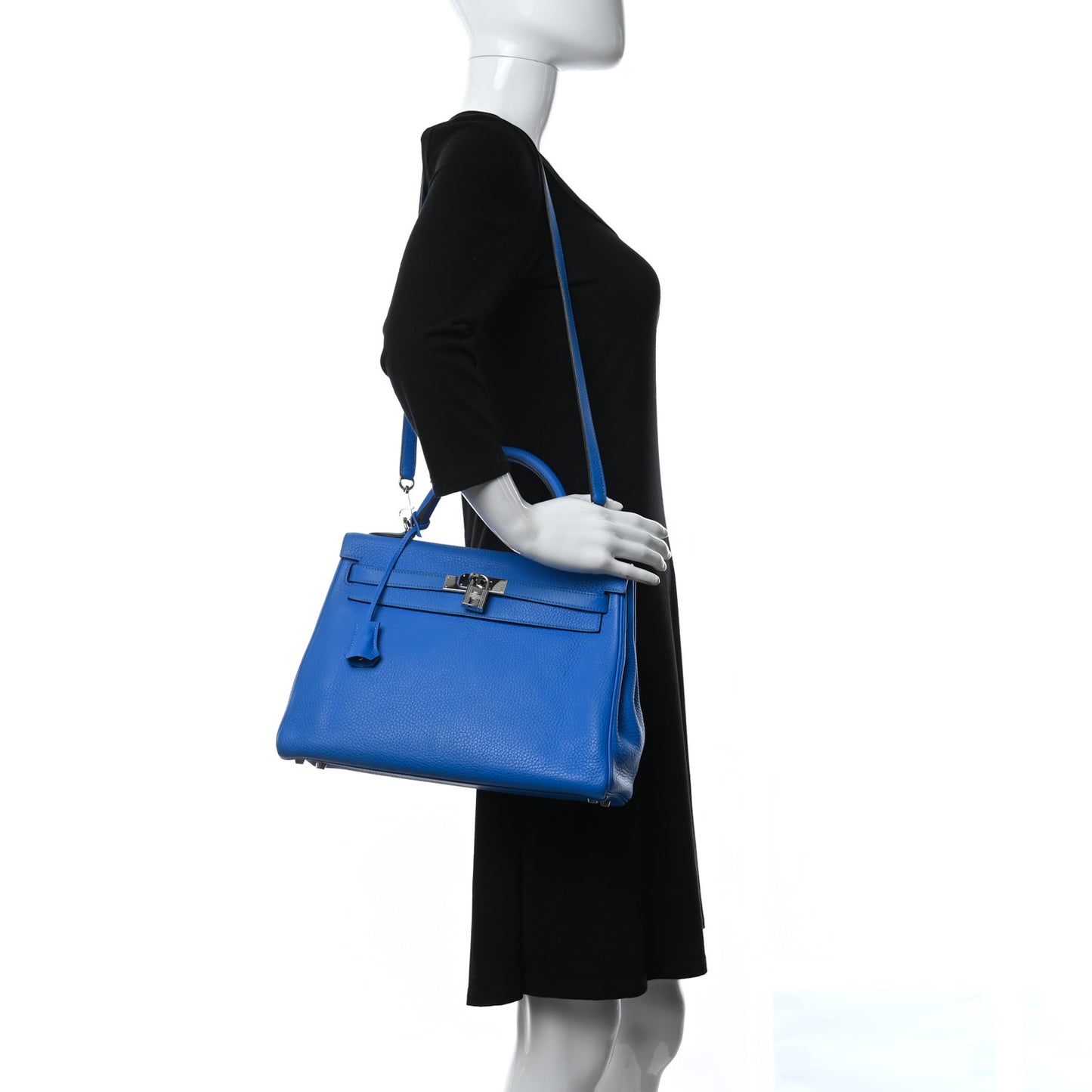 Taurillon Clemence Kelly Retourne 32 Bleu Hydra