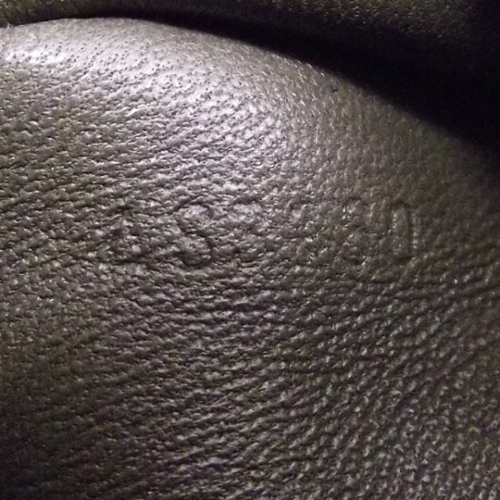 Louis Vuitton Python Embossed Monogram Artsy MM Gris 8 of 8