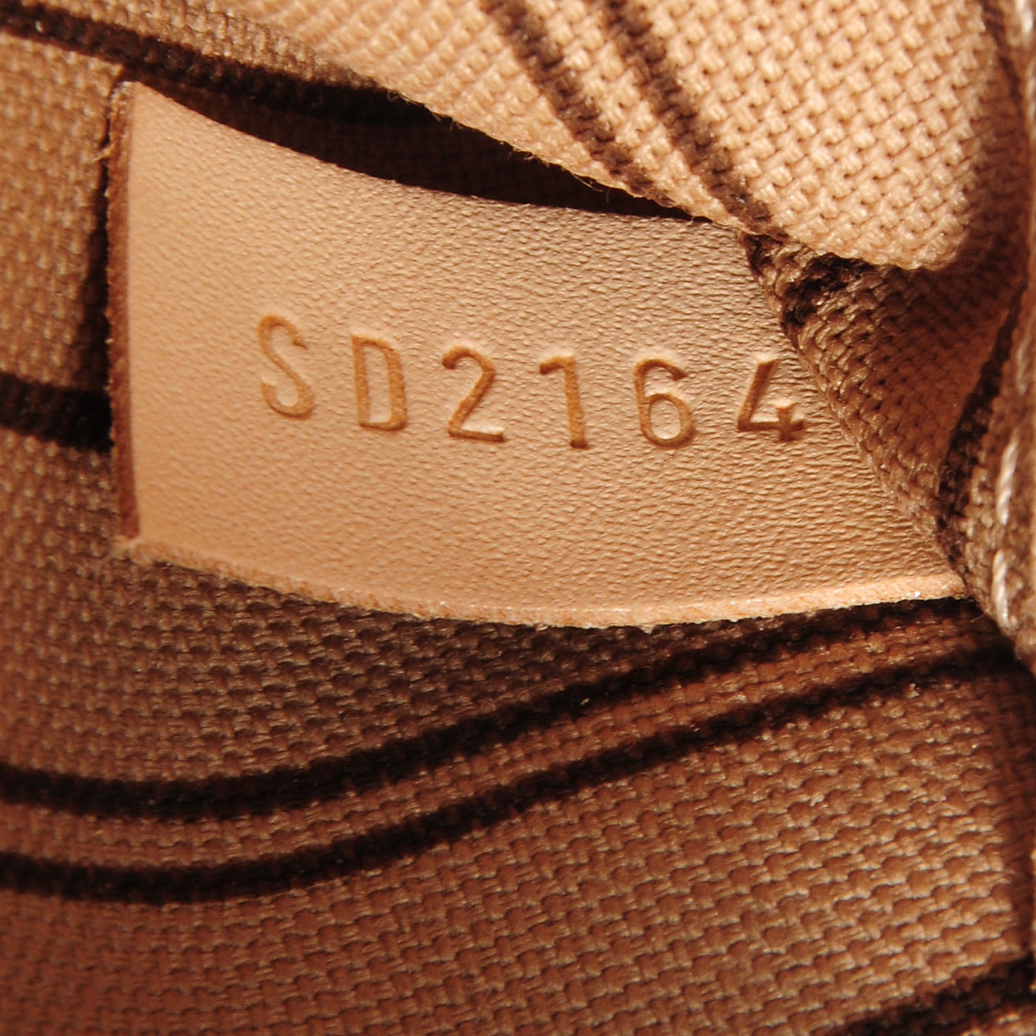 Louis Vuitton Monogram Neverfull MM 7 of 8