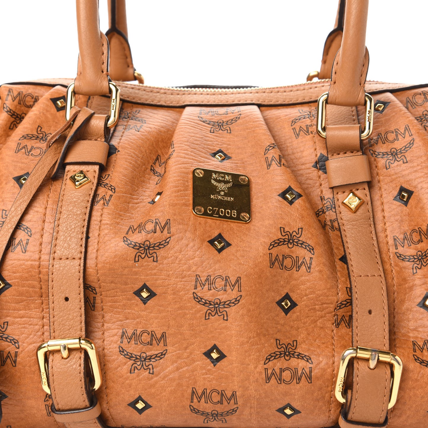 Visetos Medium Essentials Shoulder Bag Cognac