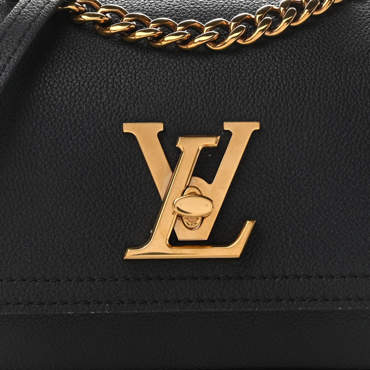 Grained Calfskin Lockme Chain Bag Black