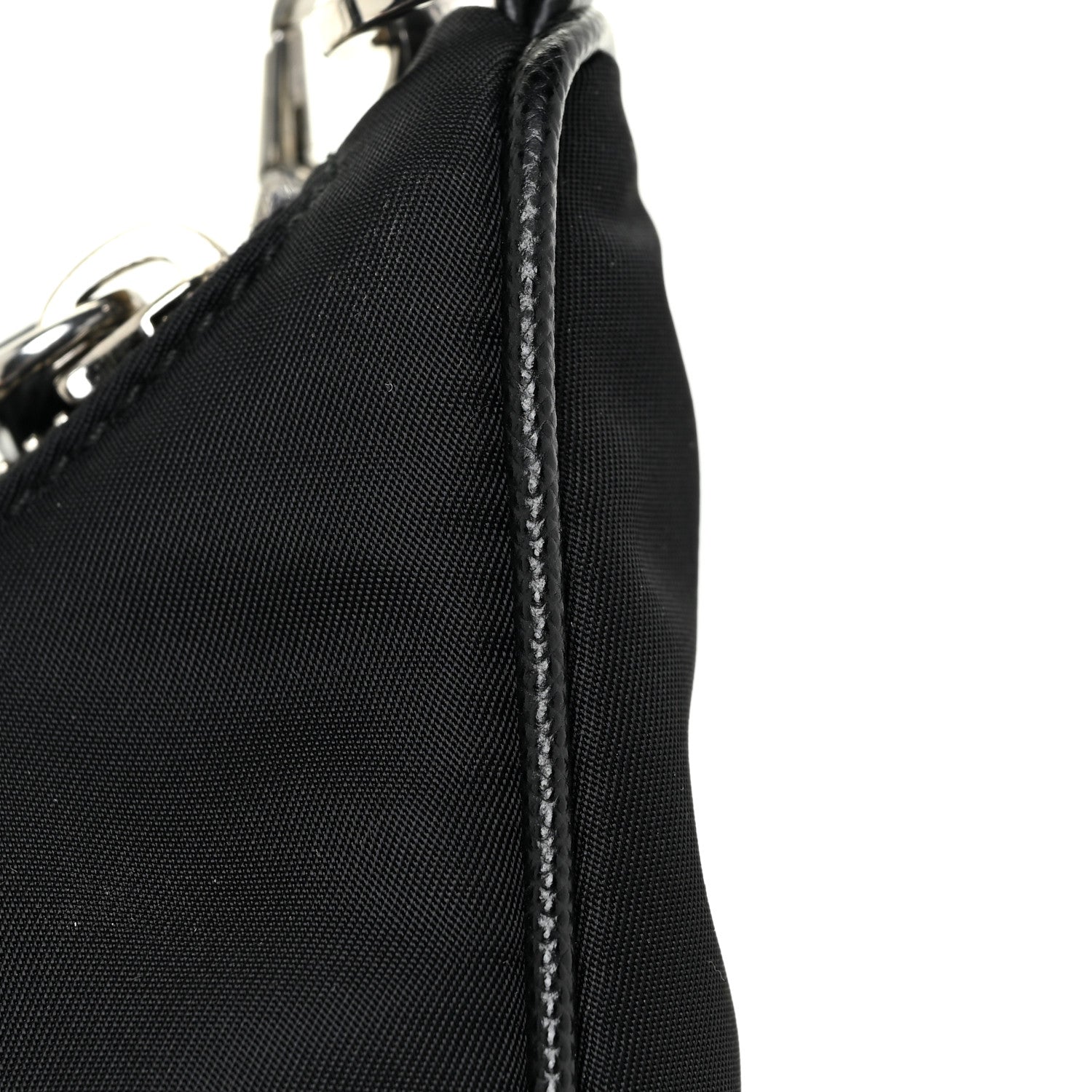 Prada Nylon Re-Edition 2005 Shoulder Bag Black 17 of 21