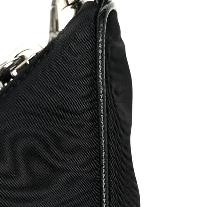 Prada Nylon Re-Edition 2005 Shoulder Bag Black 17 of 21