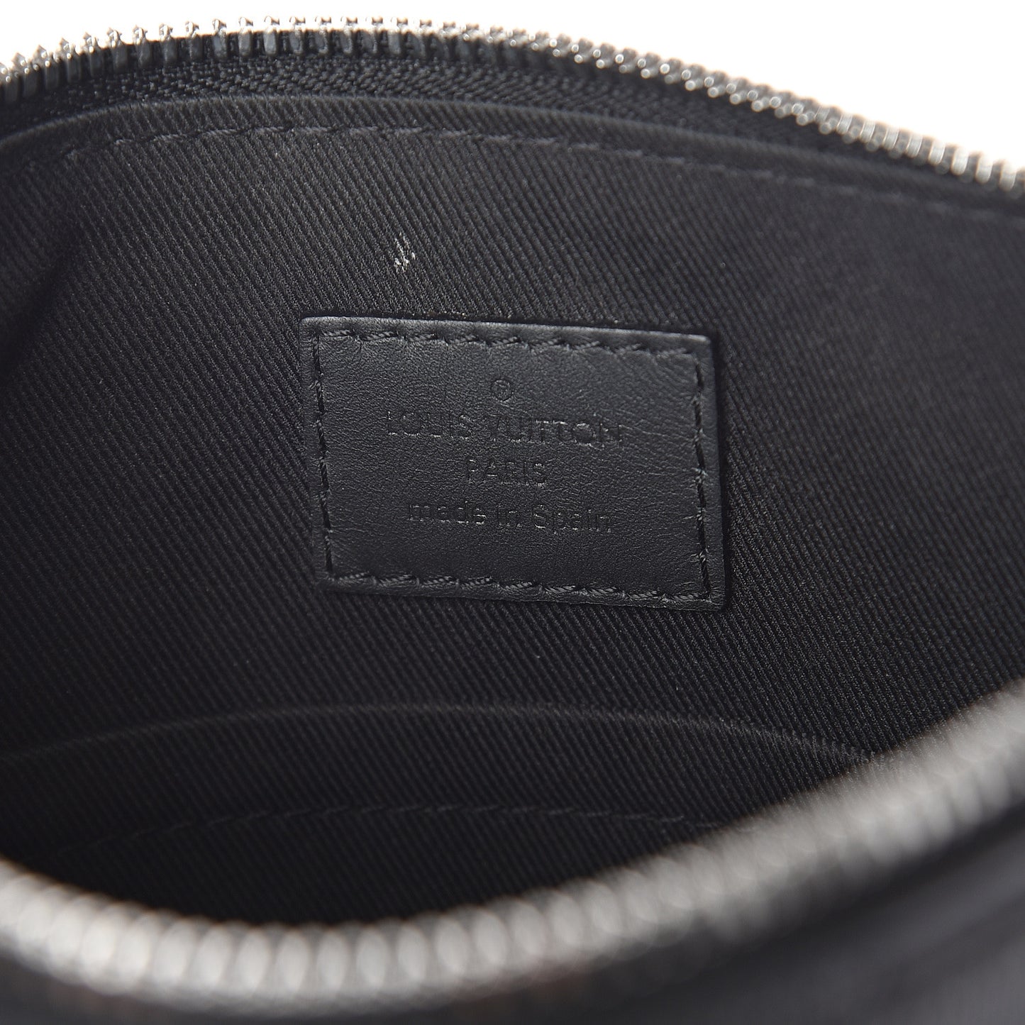 Damier Infini Discovery Messenger BB Onyx