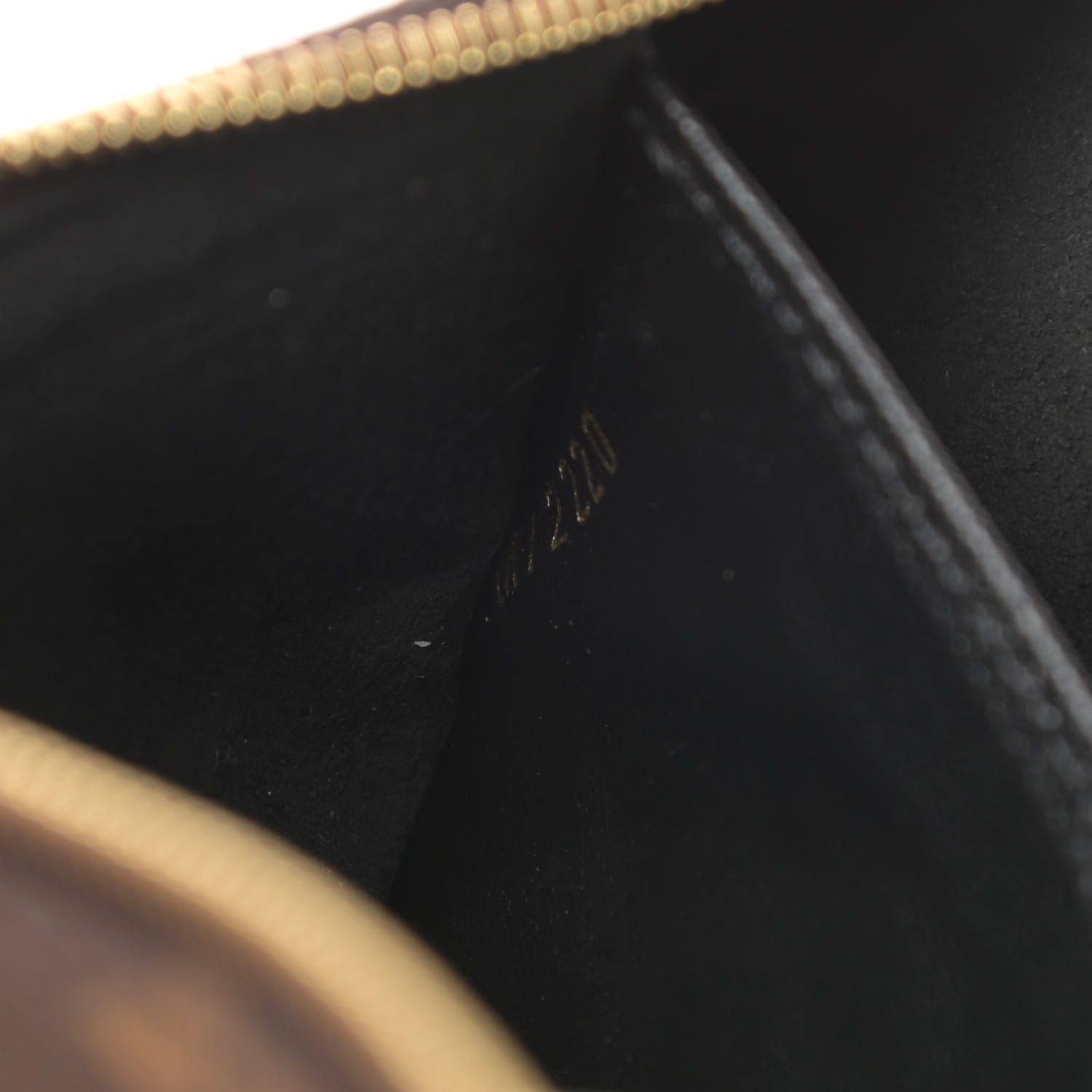 Louis Vuitton Reverse Monogram Giant Double Zip Pochette 8 of 9