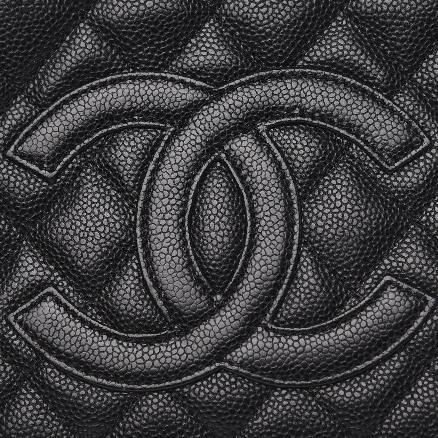 Caviar Quilted Petit Shopping Tote PST Black