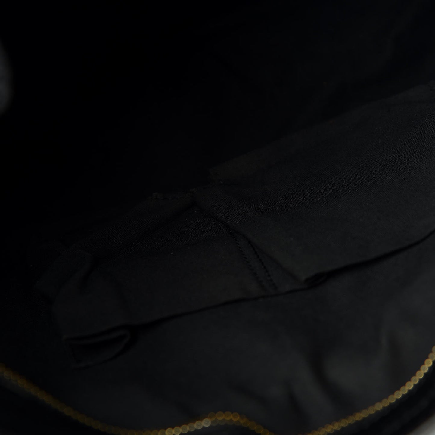 Agneau Giant 12 Gold Hardware City Black