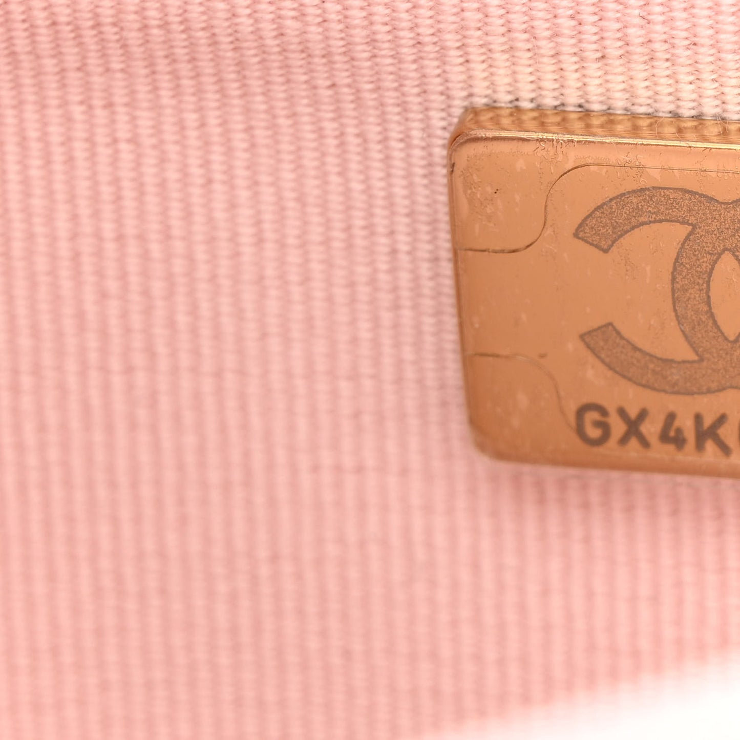 Caviar Quilted Wallet On Chain WOC Light Pink