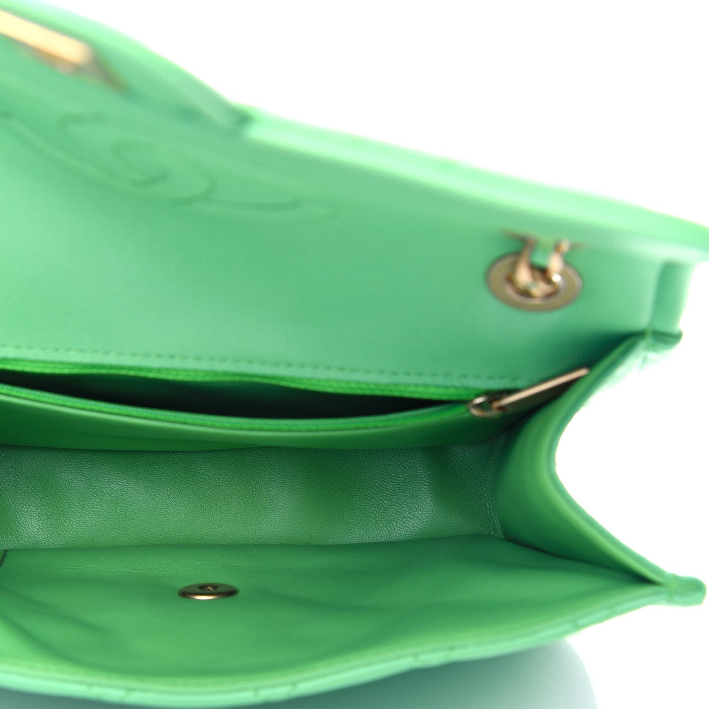 Caviar Quilted Medium Sweet Classic Flap Green