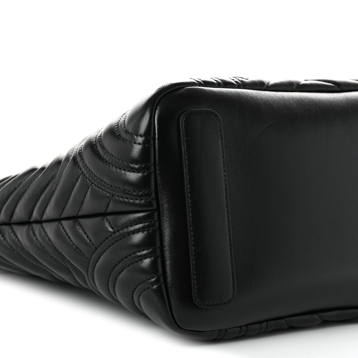 Lambskin Matelasse Medium GG Marmont Betty Tote Bag Black