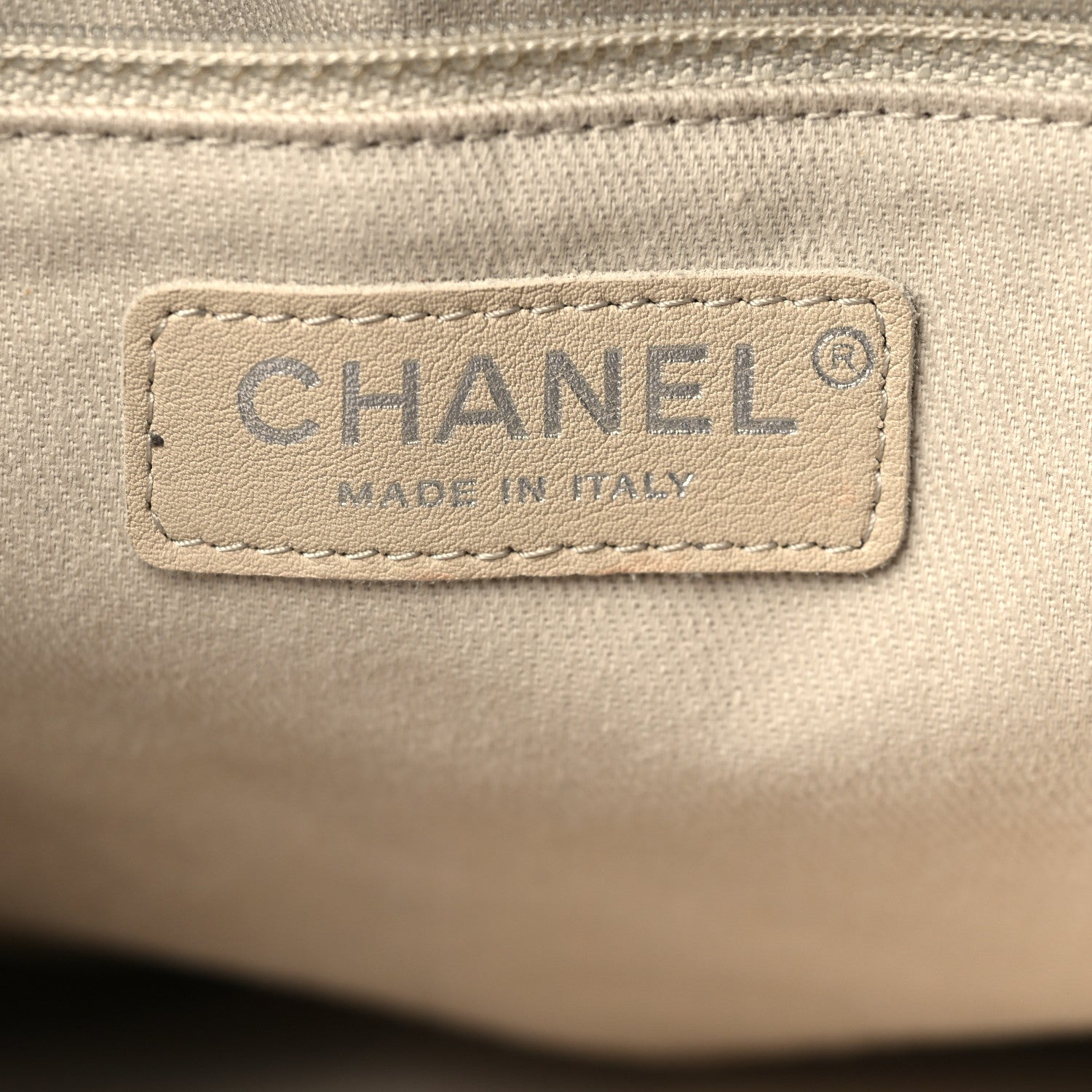 Chanel Suede Ultimate Stitch Hobo Grey 6 of 10