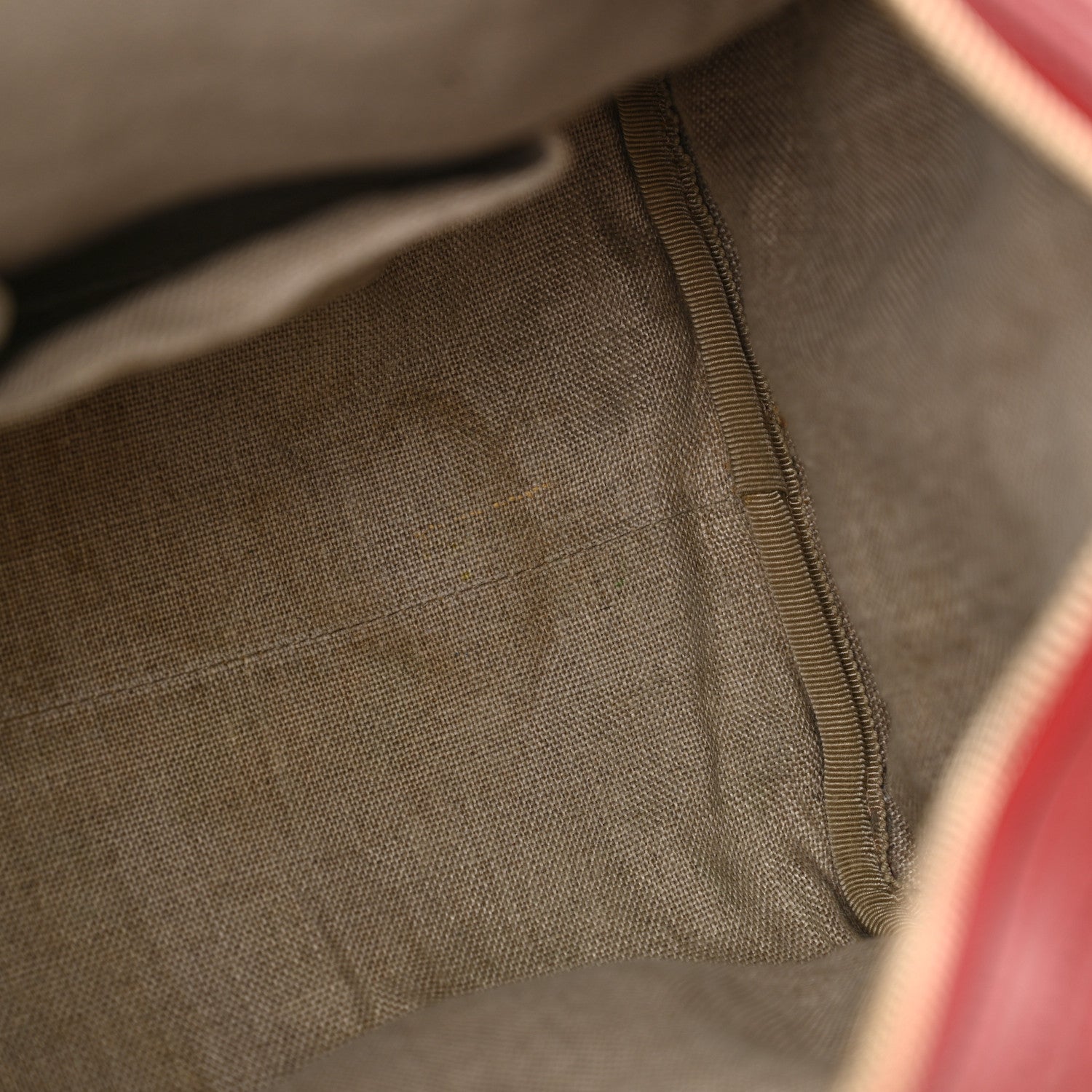 Gucci Microguccissima Medium Joy Boston Red 11 of 18