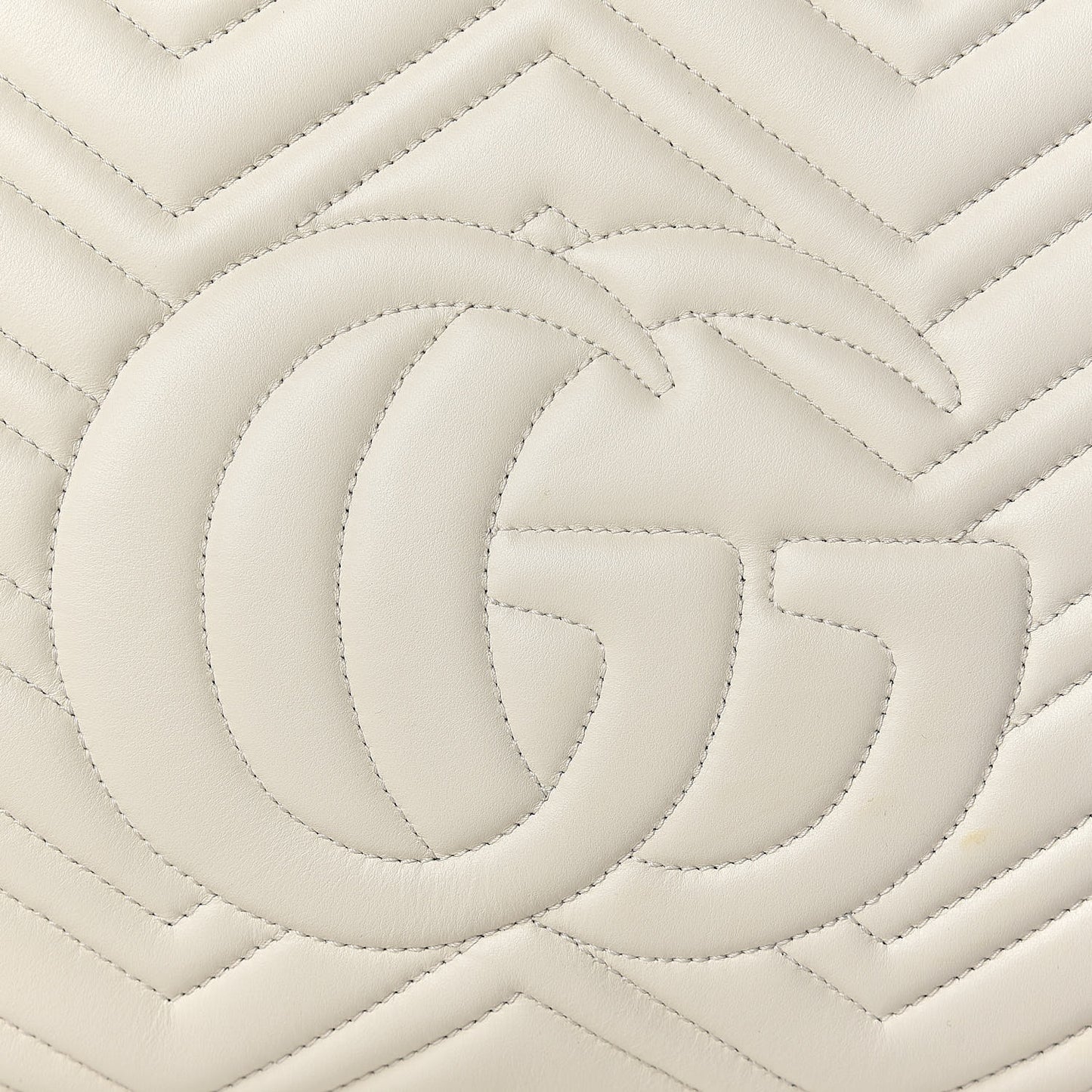 Calfskin Matelasse Medium GG Marmont Tote White