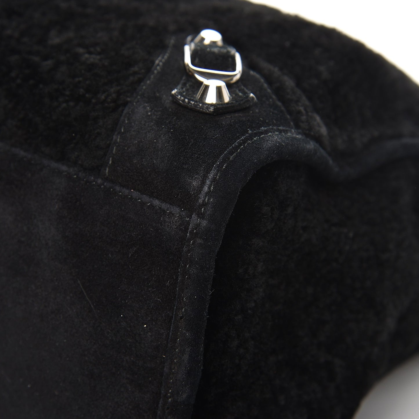 Shearling Suede Classic Hardware City Black