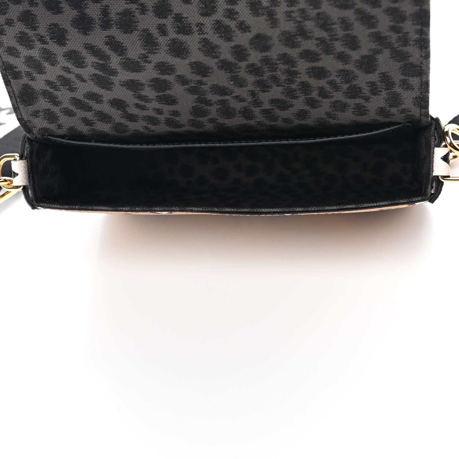 Louis Vuitton Monogram Wild At Heart Felicie Strap & Go Arizona Creme 4 of 4