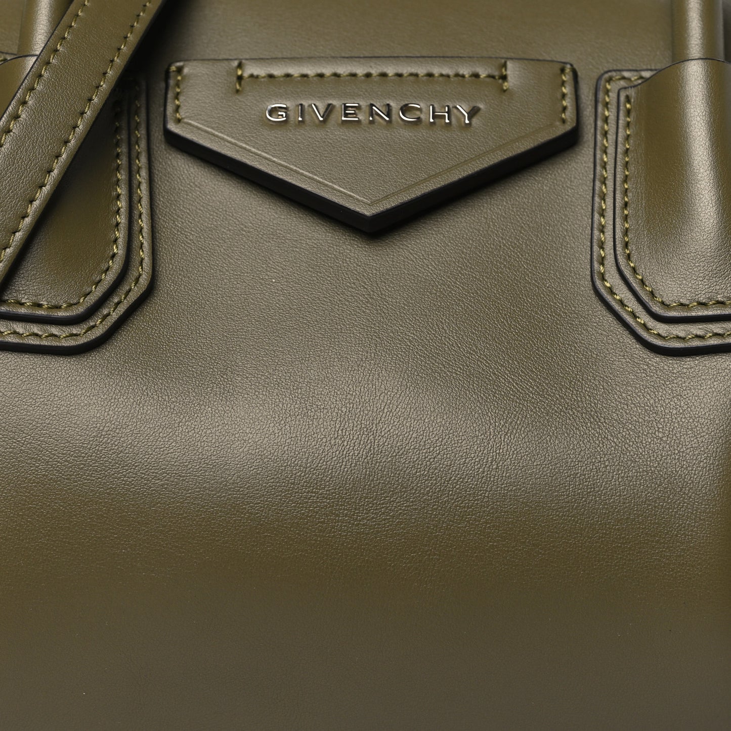Smooth Calfskin Small Soft Antigona Dark Khaki
