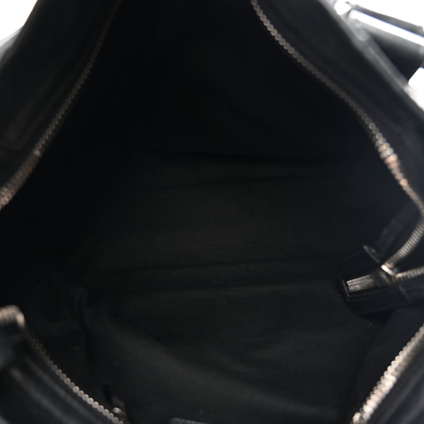 Agneau Giant 21 Silver Hardware City Black
