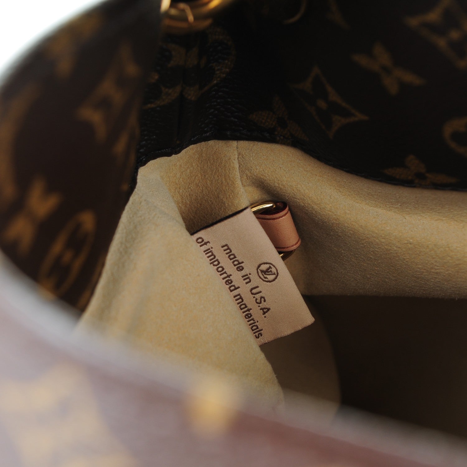 Louis Vuitton Monogram Artsy MM 7 of 8