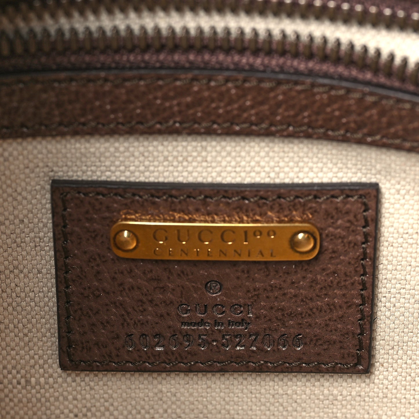Textured Dollar Calfskin Gucci 100 Aria Belt Bag 80 32 New Acero Multicolor