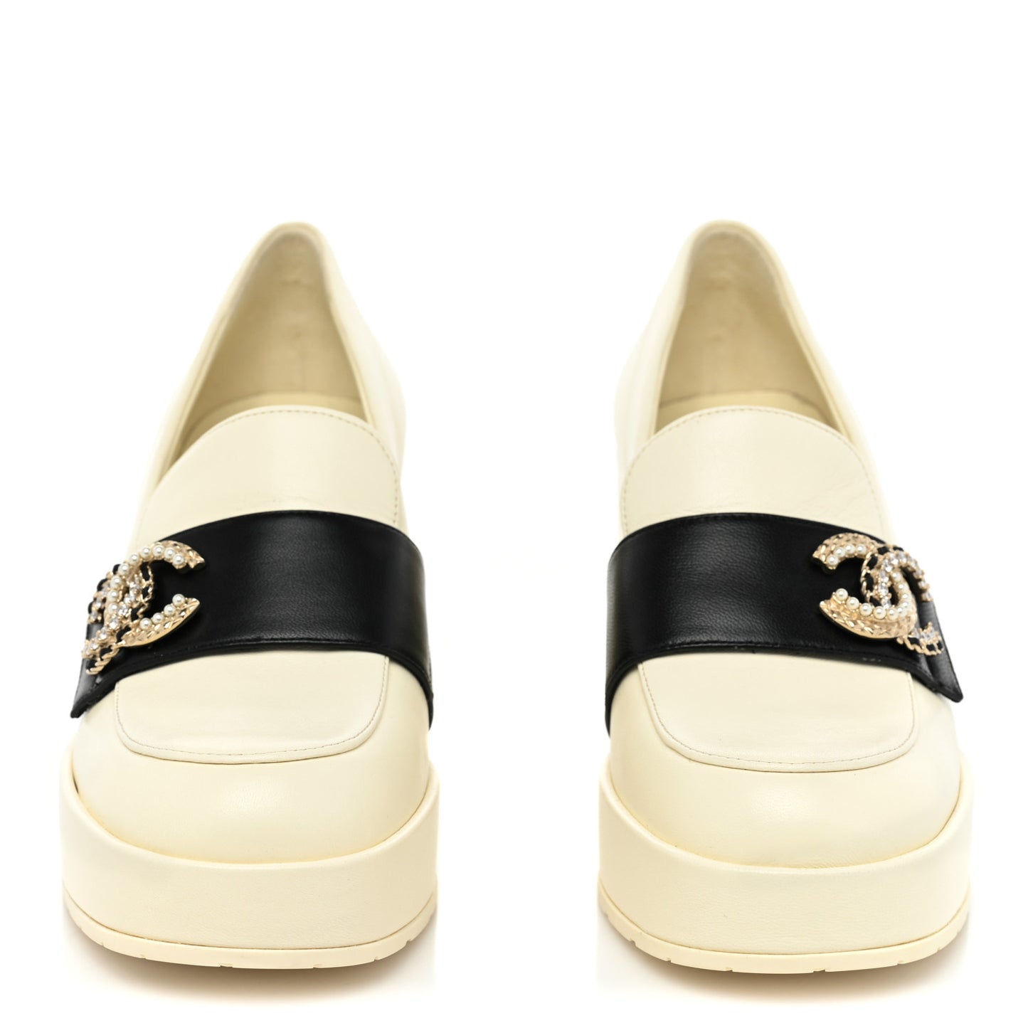Lambskin Quilted CC Loafers 38 White Black