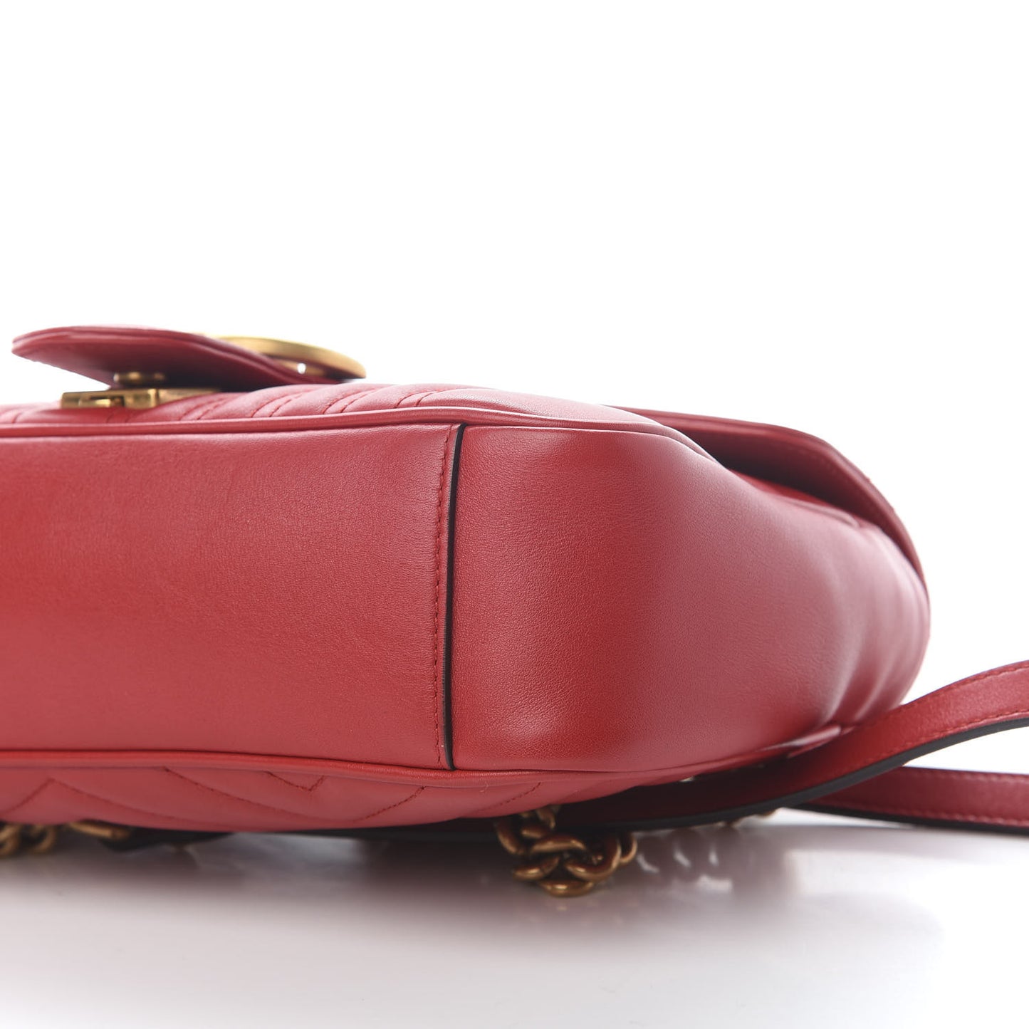 Calfskin Matelasse Small GG Marmont Shoulder Bag Hibiscus Red