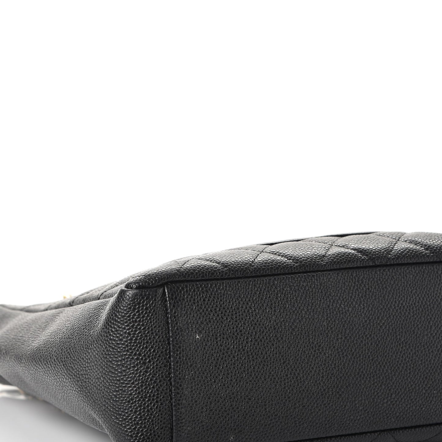 Caviar Quilted Petit Shopping Tote PST Black
