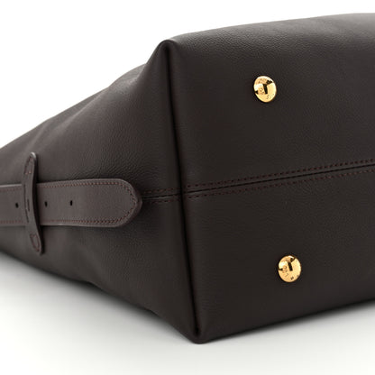 Louis Vuitton Grained Calfskin Low Key Hobo MM Ebene 9 of 10