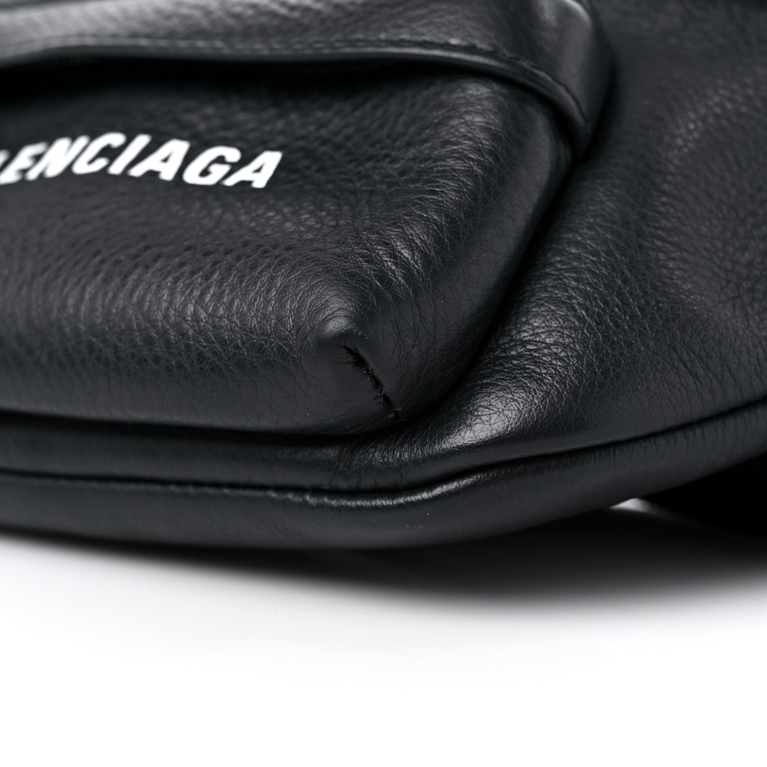 Balenciaga Smooth Calfskin Logo Everyday Beltpack XS Black White 9 of 12