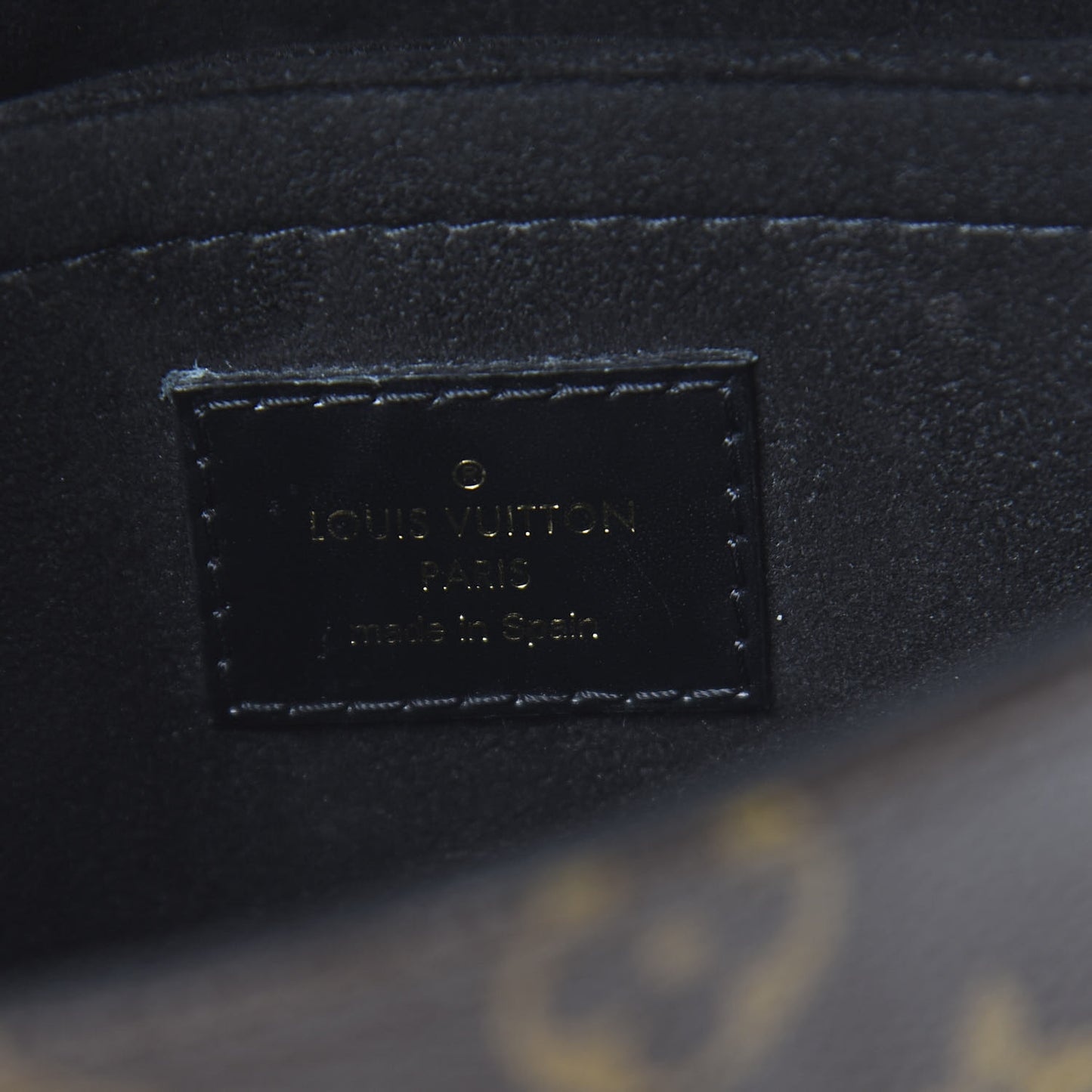 Epi Monogram Saint Michel Black