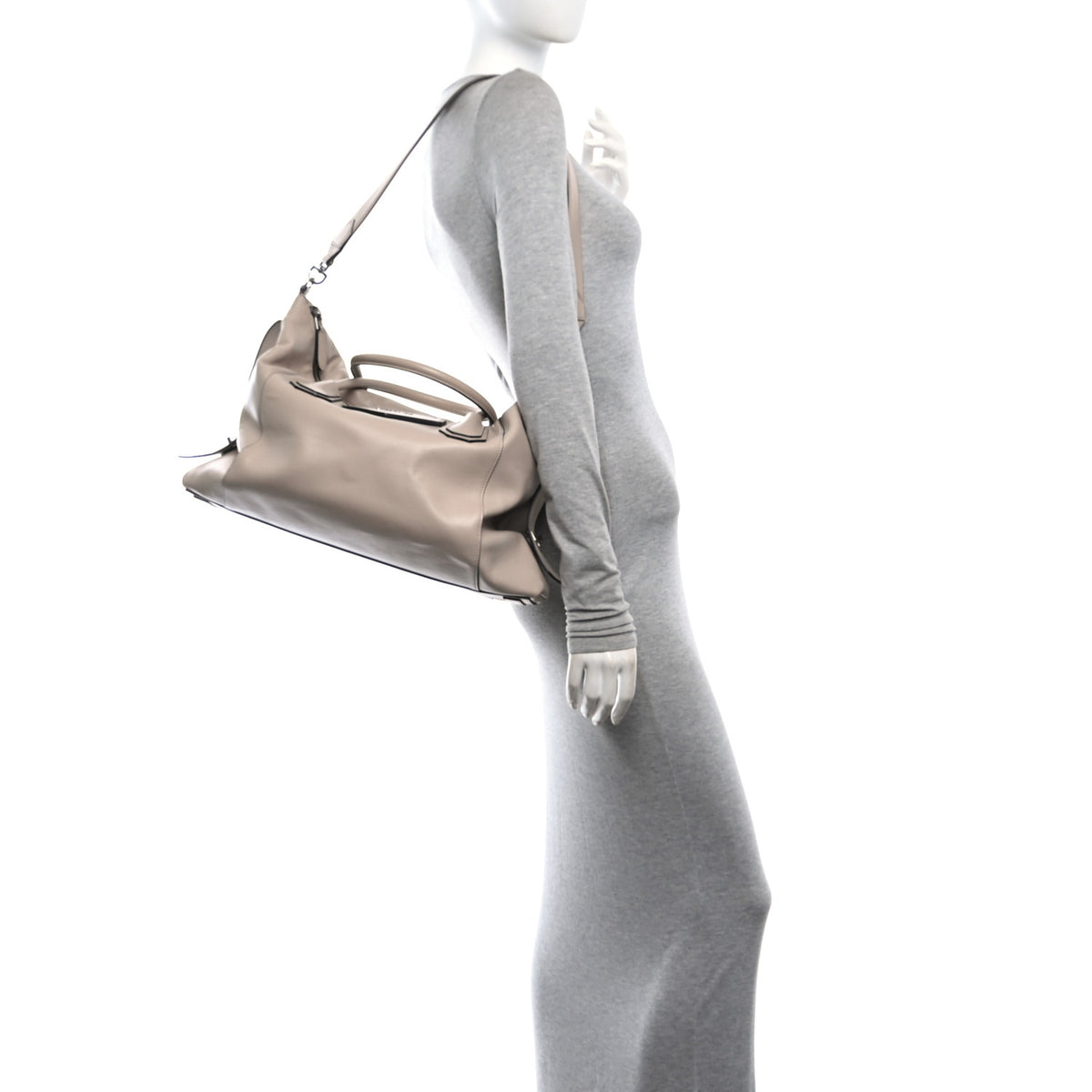 Givenchy Soft Calfskin Medium Soft Antigona Dune 2 of 10