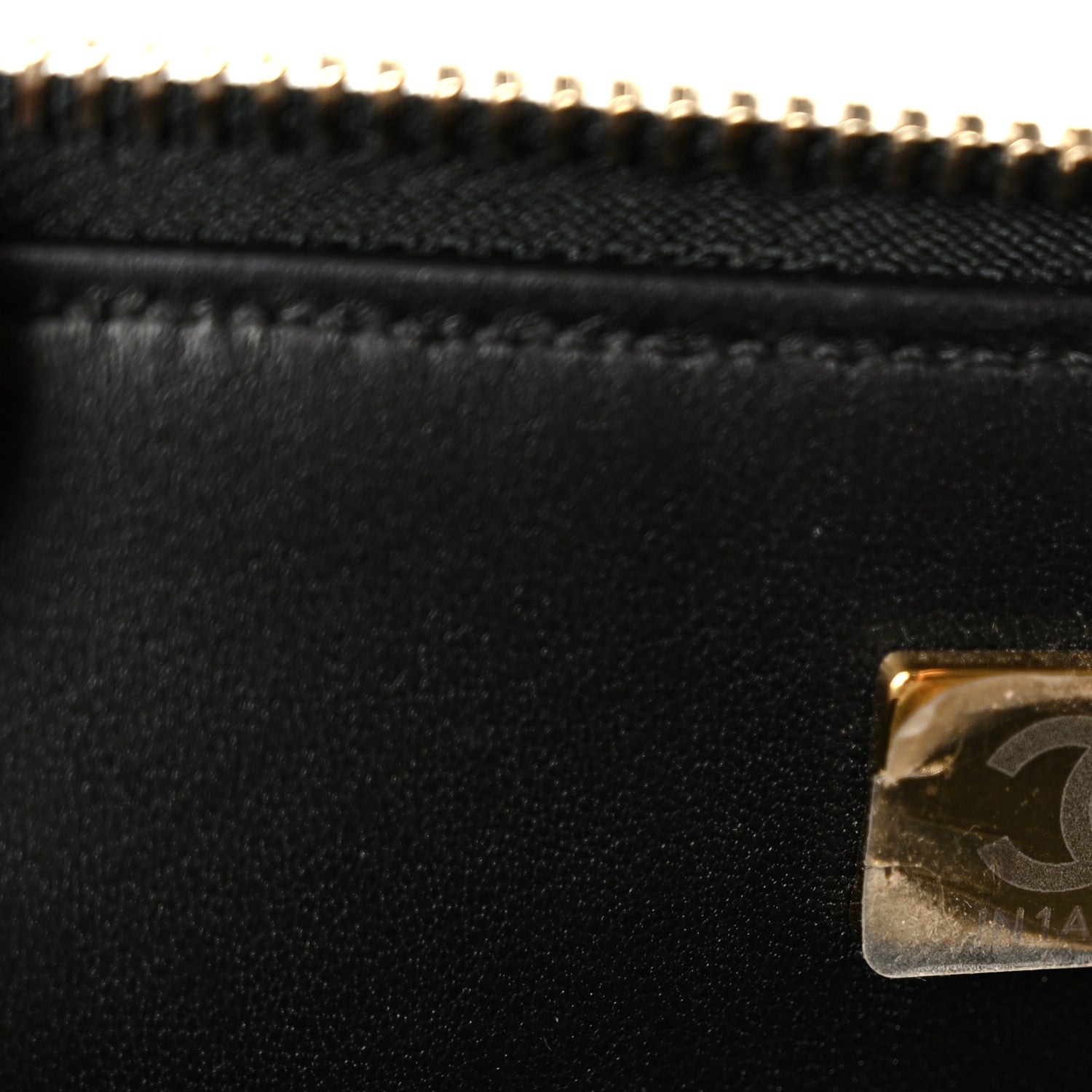 Chanel Shiny Calfskin Quilted Top Handle Vanity Black 8 of 12
