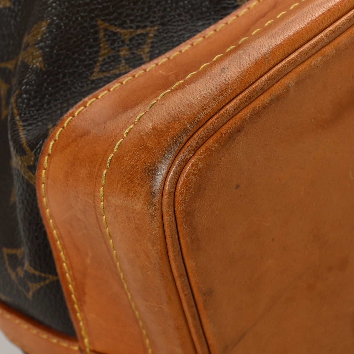 Monogram Noe