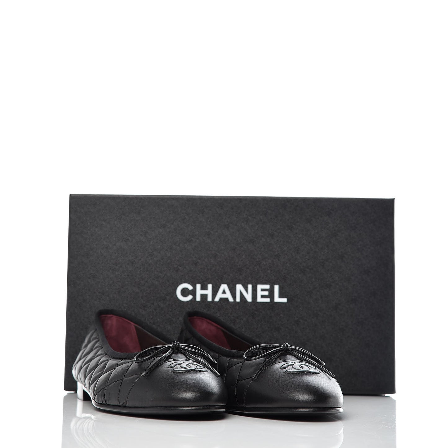 Aged Calfskin Quilted Cap Toe Ballerina Flats 40.5 Black