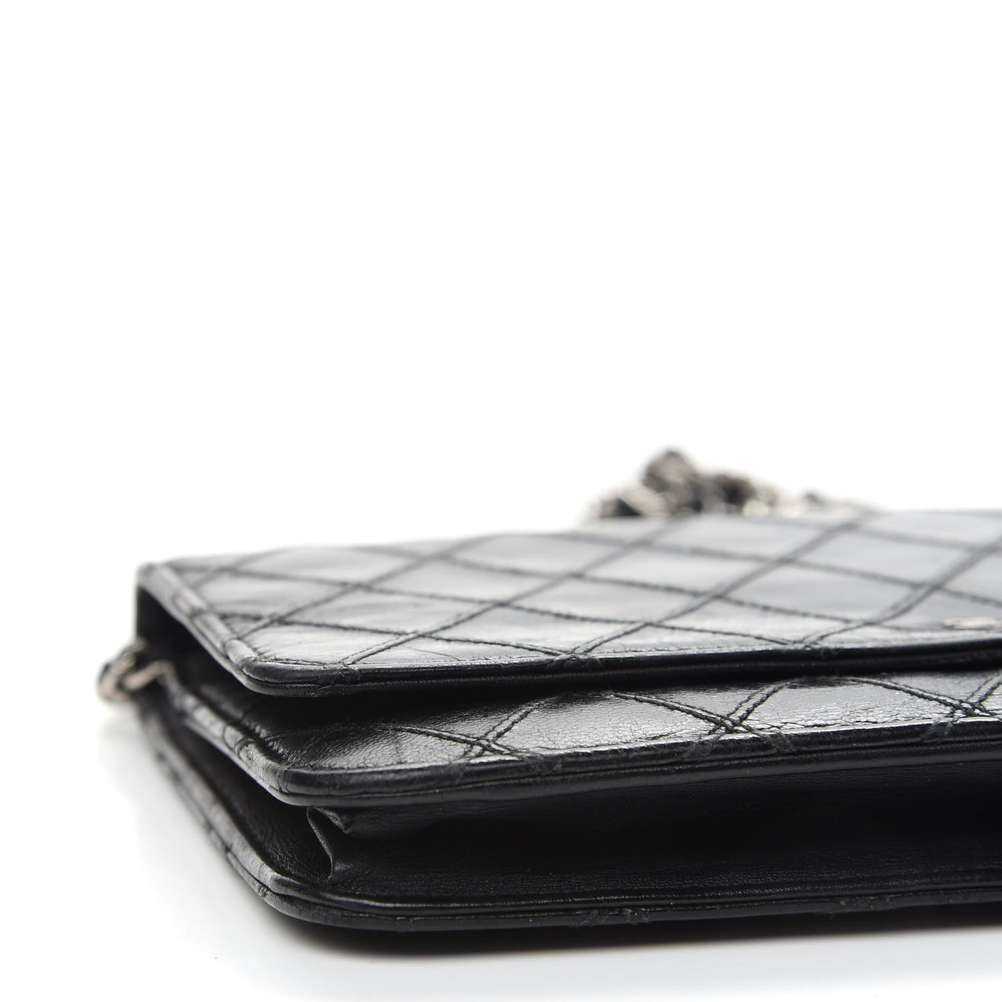 Lambskin Diamond Stitched Wallet On Chain WOC Black