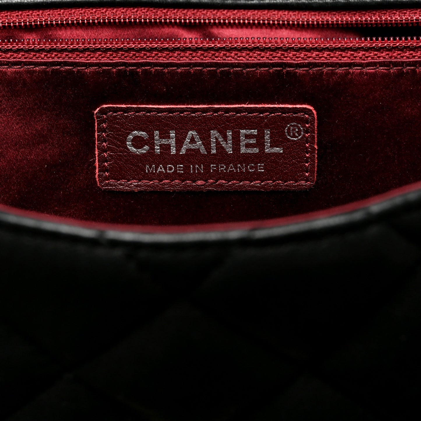Lambskin Quilted Medium Leo Lion Flap Clutch Black
