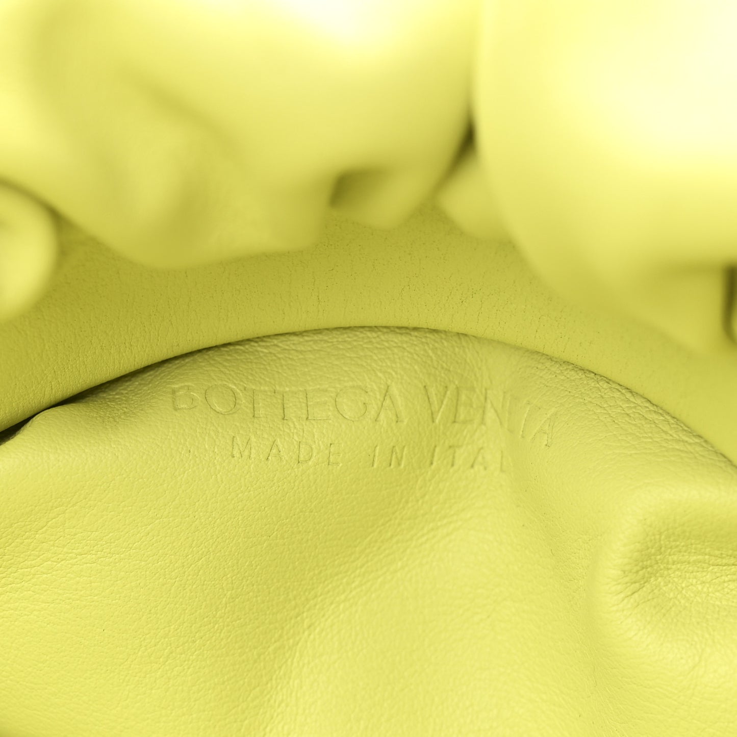 Calfskin The Pouch Chain Seagrass