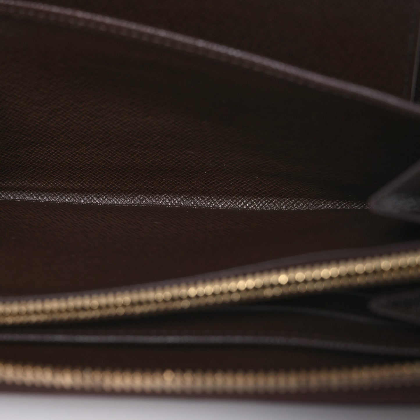 Damier Ebene Zippy Organizer Wallet