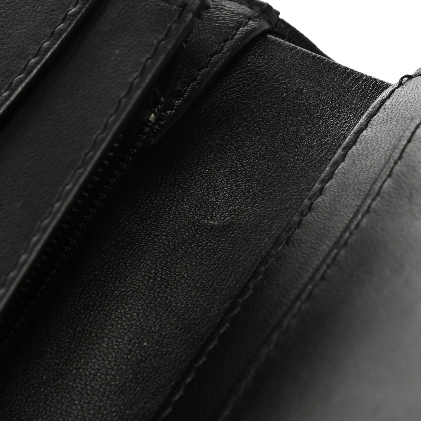 Lambskin Quilted Yen Wallet Black