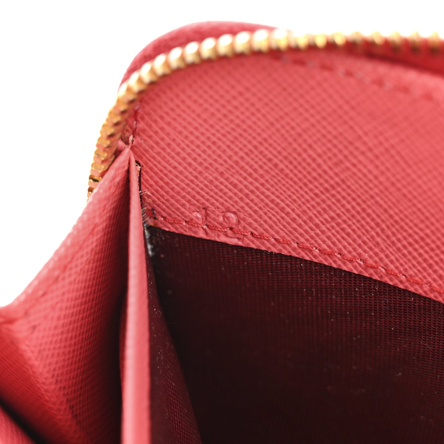 Saffiano Fiocco Bow Zip Around Wallet Peonia