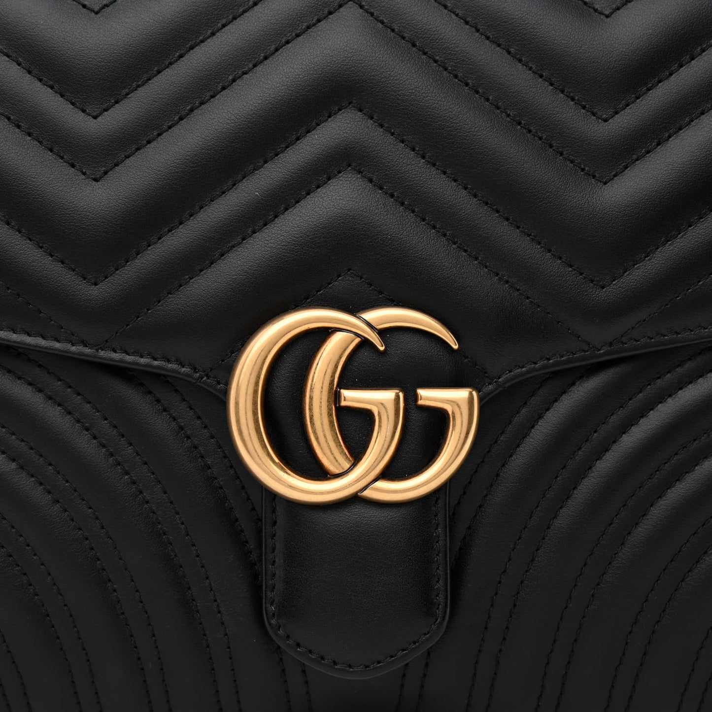Calfskin Matelasse GG Marmont Clutch Black