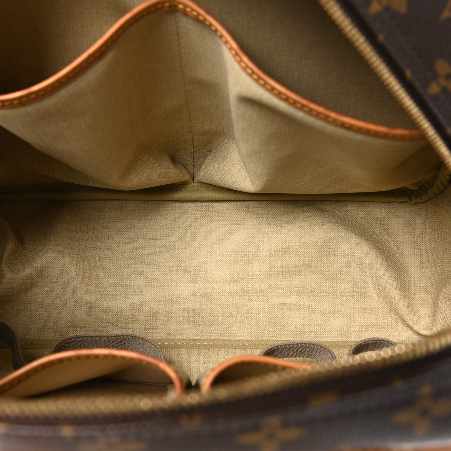 Louis Vuitton Monogram Deauville 5 of 11