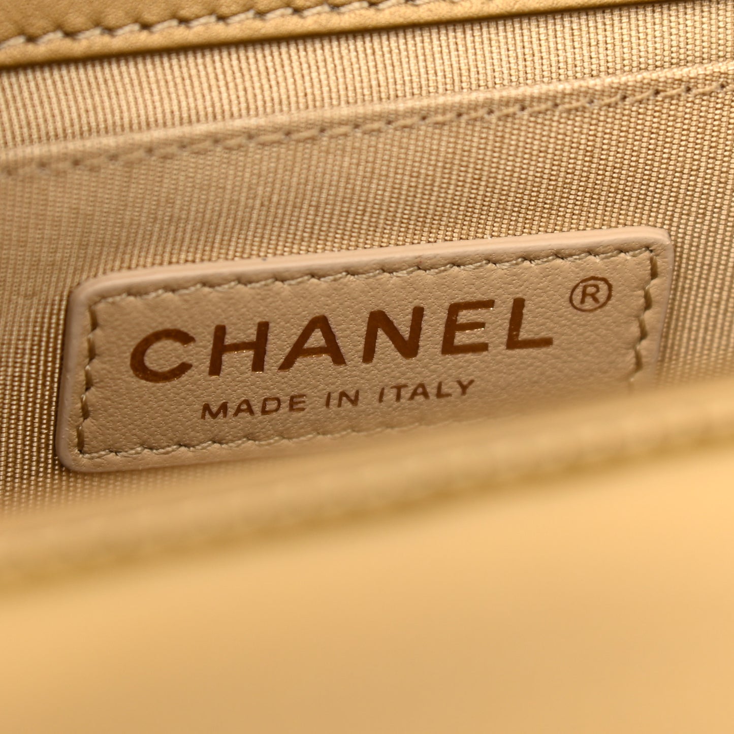 Metallic Patent Calfskin Quilted Medium Boy Flap Gold