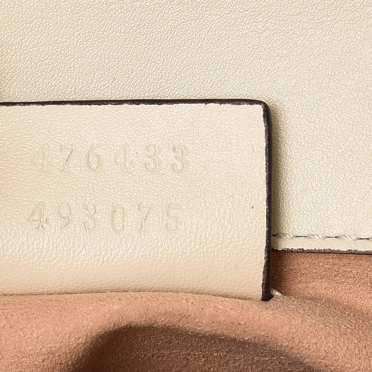 Calfskin Matelasse Super Mini GG Marmont Shoulder Bag White