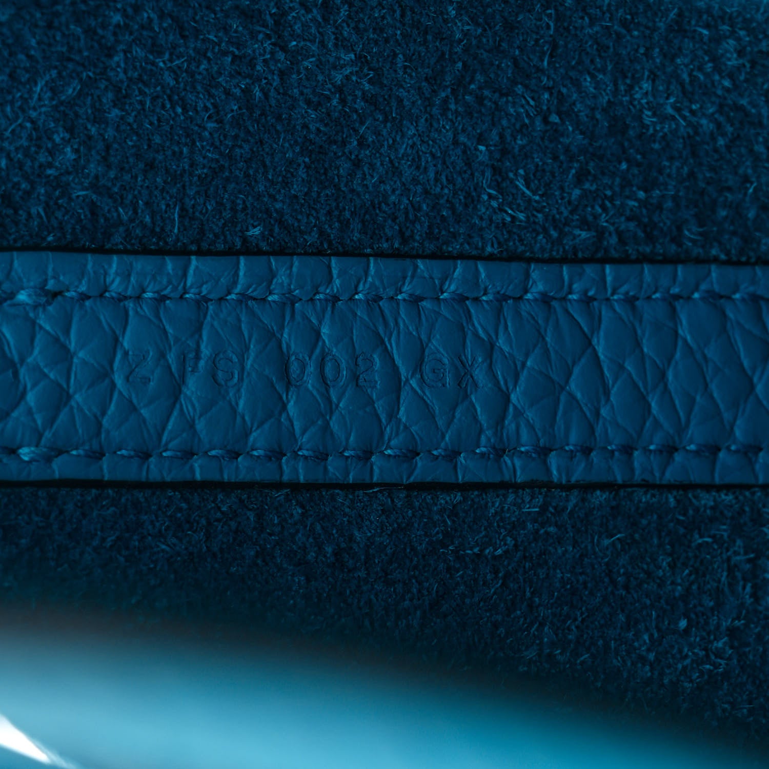 Hermes Taurillon Clemence Picotin Lock 18 PM Bleu Frida 7 of 13