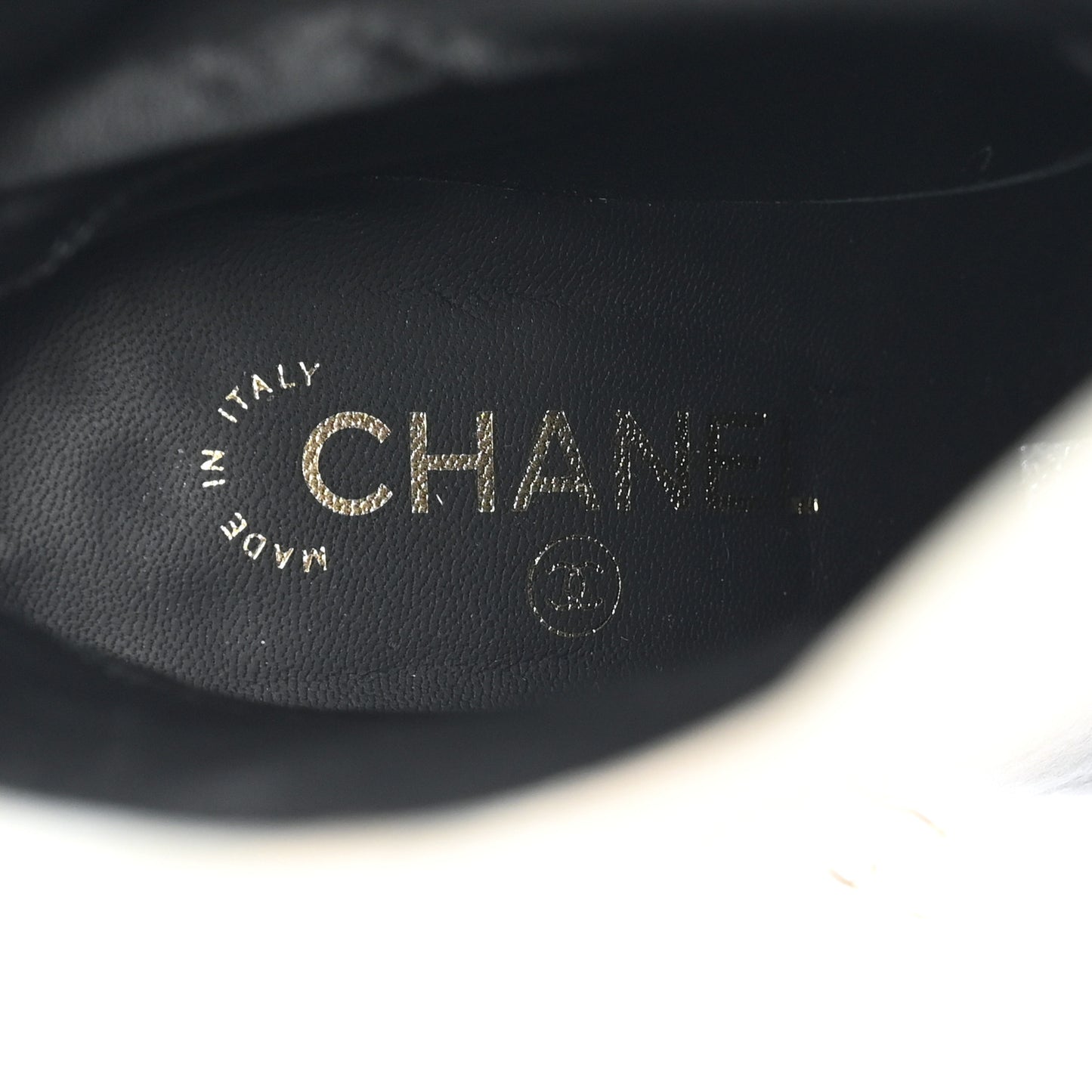 Calfskin Cap Toe Chain Boots 37 Black