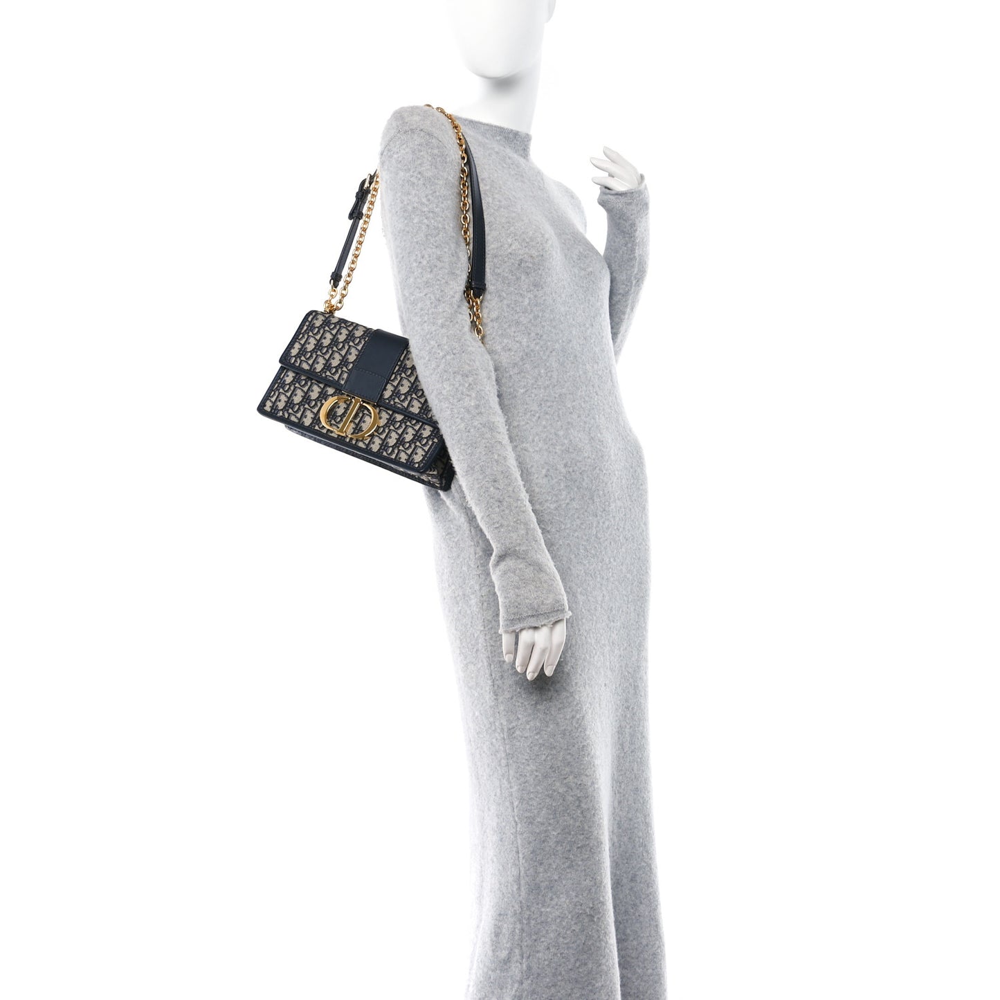 Oblique 30 Montaigne East West Chain Flap Bag Blue