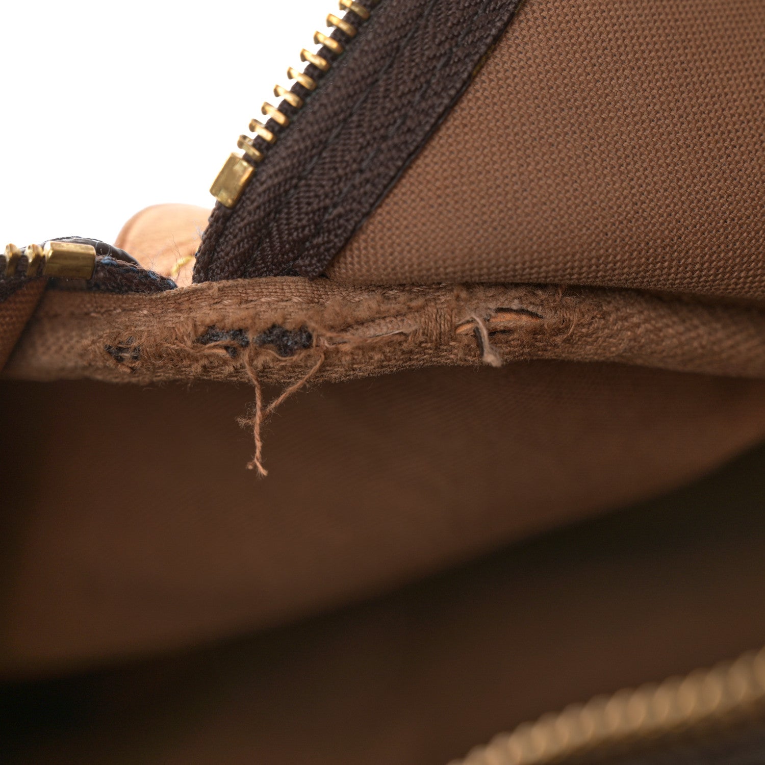 Louis Vuitton Monogram Speedy 40 14 of 16