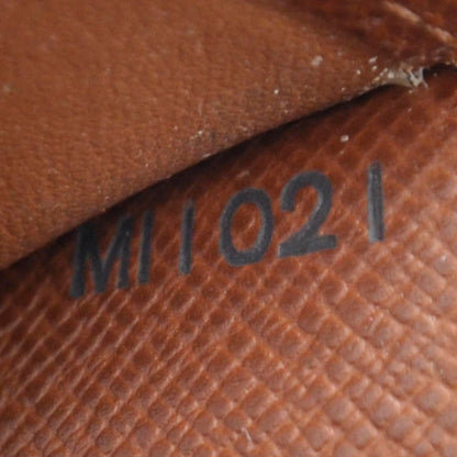 Louis Vuitton Monogram Large Ring Agenda 8 of 10